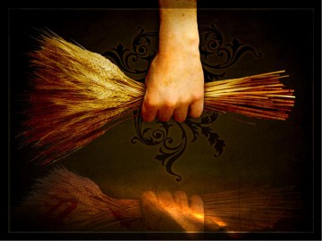 Ruth and Naomi Women Of Faith PowerPoint Template